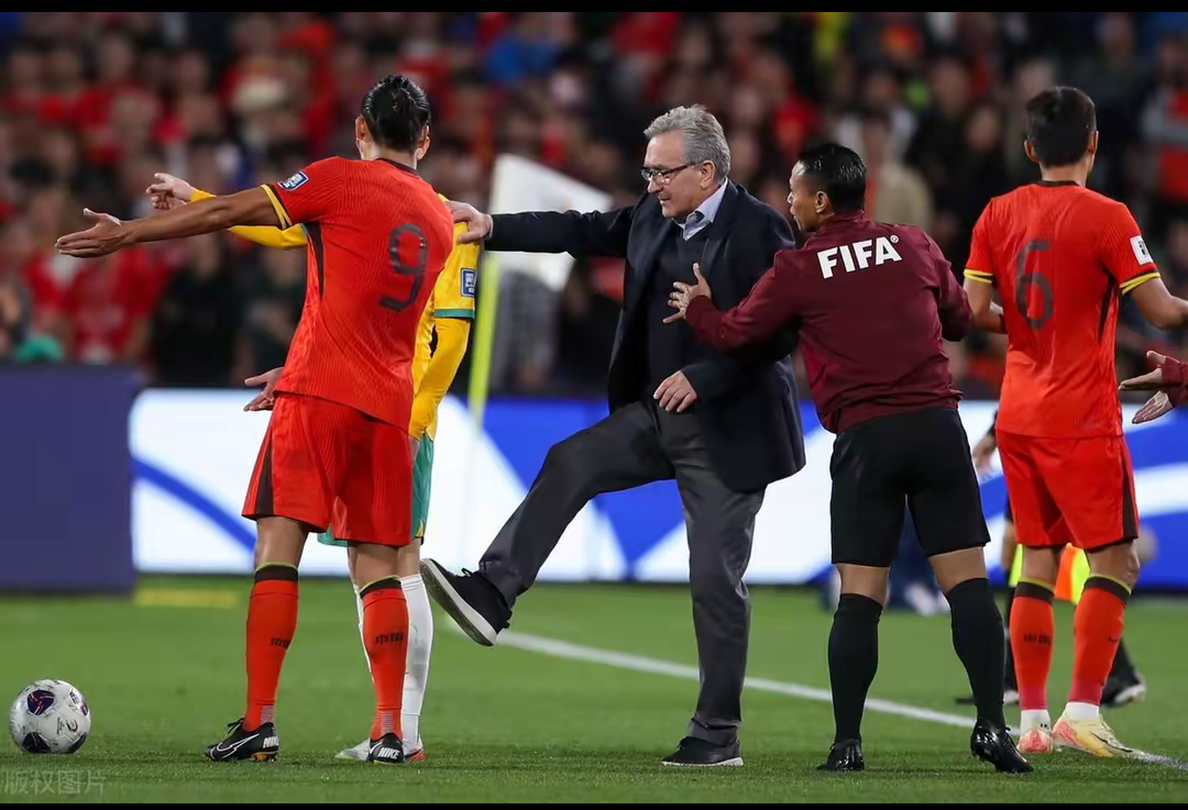 包含转折点!葡萄牙体育伤情更新,德甲窗口期攻防权衡,震撼外界,身体对抗强度拉满的词条 包含转折点!葡萄牙体育伤情更新,德甲窗口期攻防权衡,震撼外界,身体对抗强度拉满的词条